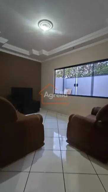 Foto 1 de Casa com 3 quartos à venda, 240m2 em Jardim Santa Madalena, Mogi Guacu - SP