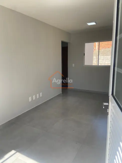 Foto 4 de Casa com 2 quartos à venda, 42m2 em Mogi Guacu - SP
