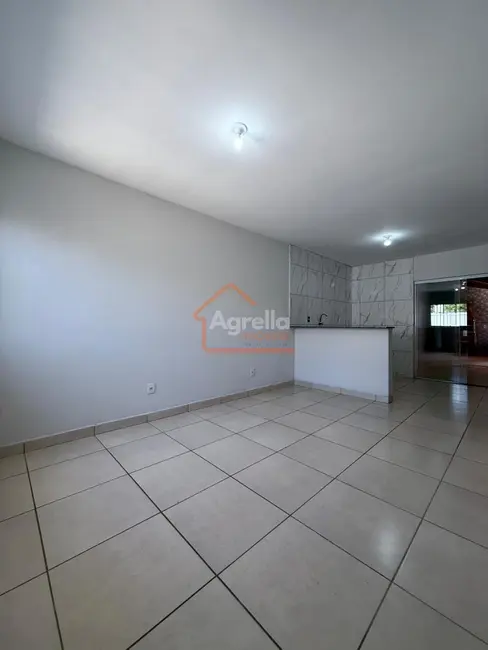 Foto 4 de Casa com 2 quartos à venda, 125m2 em Jardim Bandeirantes, Mogi Guacu - SP