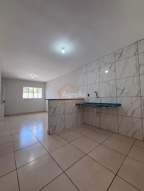 Foto 1 de Casa com 2 quartos à venda, 125m2 em Jardim Bandeirantes, Mogi Guacu - SP
