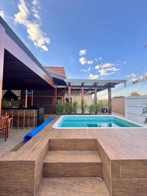 Foto 1 de Casa com 3 quartos à venda, 183m2 em Jardim Paulista, Mogi Mirim - SP