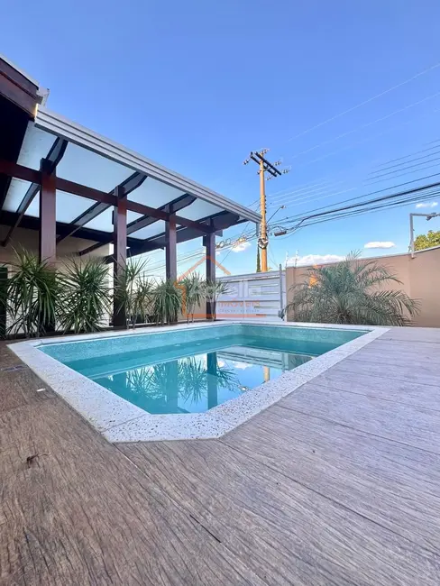 Foto 3 de Casa com 3 quartos à venda, 183m2 em Jardim Paulista, Mogi Mirim - SP