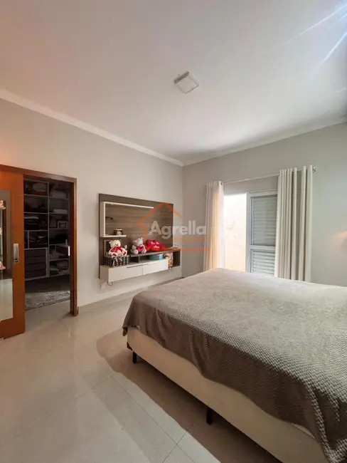 Foto 8 de Casa com 3 quartos à venda, 220m2 em Jardim Murayama, Mogi Mirim - SP