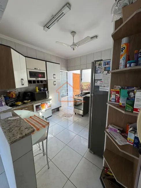 Foto 5 de Casa com 3 quartos à venda, 220m2 em Jardim Longatto, Mogi Mirim - SP