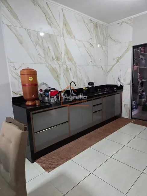 Foto 5 de Casa com 2 quartos à venda, 140m2 em Mogi Guacu - SP