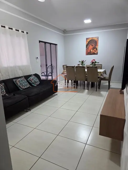 Foto 3 de Casa com 2 quartos à venda, 140m2 em Mogi Guacu - SP
