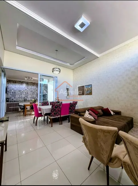 Foto 1 de Casa de Condomínio com 3 quartos à venda, 138m2 em Mogi Guacu - SP