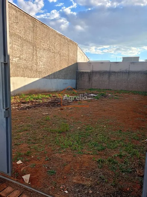Foto 2 de Terreno / Lote à venda, 200m2 em Mogi Guacu - SP