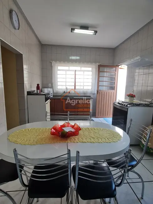 Casa com 3 quartos à venda, 174m2 em Parque Cidade Nova, Mogi Guacu - SP - imagem 1 Foto 1 de Casa com 3 quartos à venda, 174m2 em Parque Cidade Nova, Mogi Guacu - SP