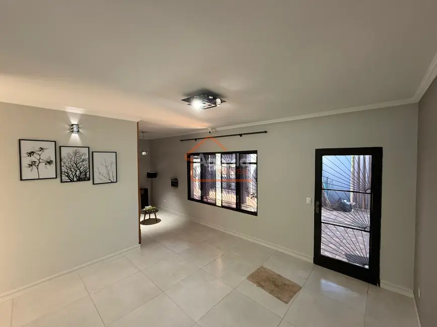 Foto 4 de Casa com 3 quartos à venda, 209m2 em Recanto do Itamaracá, Mogi Guacu - SP