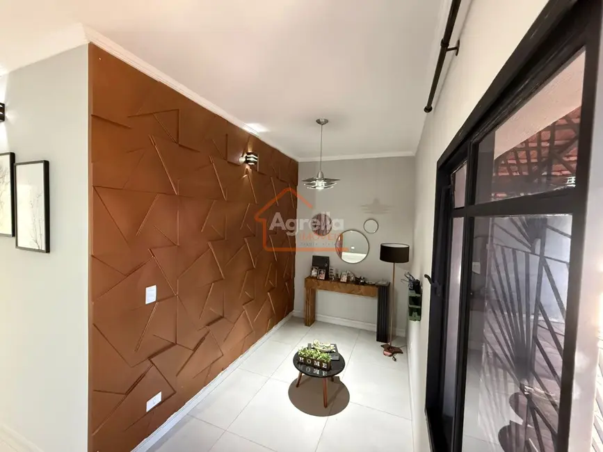 Foto 1 de Casa com 3 quartos à venda, 209m2 em Recanto do Itamaracá, Mogi Guacu - SP