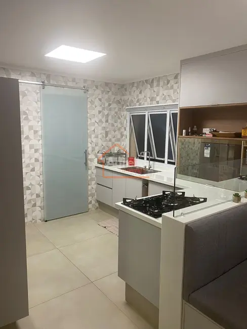 Foto 2 de Apartamento com 2 quartos à venda, 78m2 em Mogi Guacu - SP