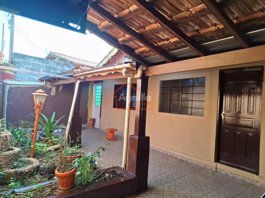 Foto 1 de Casa com 3 quartos à venda, 300m2 em Vila Santa Luzia, Mogi Mirim - SP