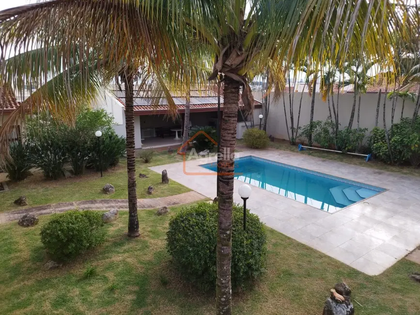 Foto 7 de Casa com 4 quartos à venda, 521m2 em Jardim Brasília, Mogi Mirim - SP