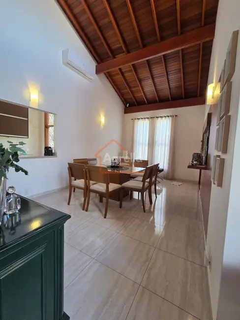 Foto 9 de Casa com 3 quartos à venda, 300m2 em Parque Residencial Murayama, Mogi Mirim - SP