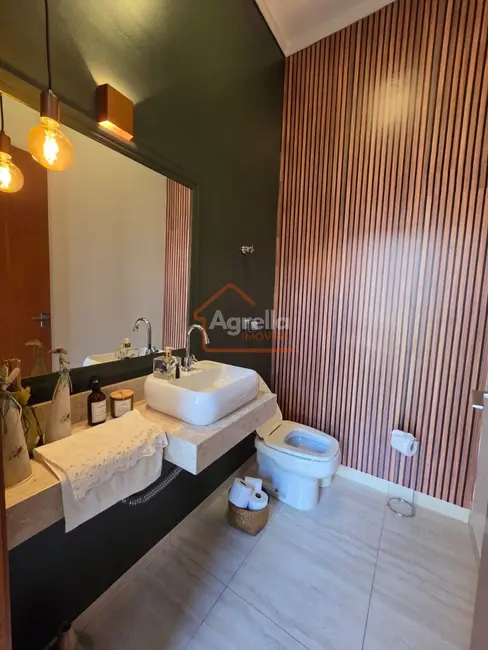 Foto 2 de Casa com 3 quartos à venda, 300m2 em Parque Residencial Murayama, Mogi Mirim - SP