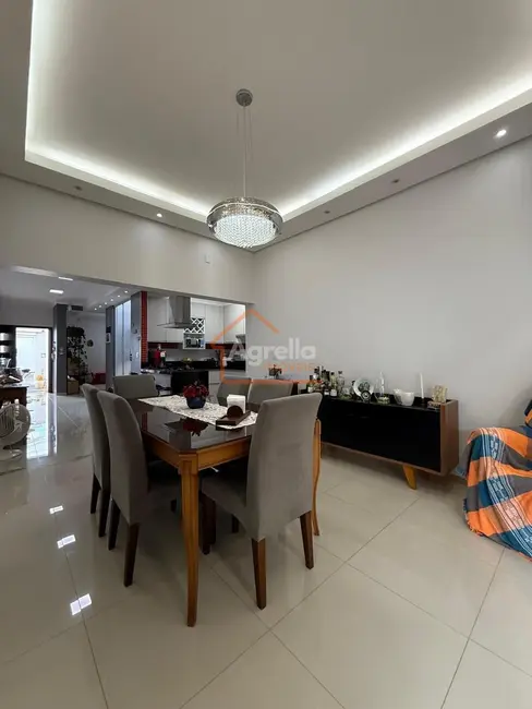 Foto 4 de Casa com 3 quartos à venda, 200m2 em Loteamento Morro Amarelo, Mogi Guacu - SP