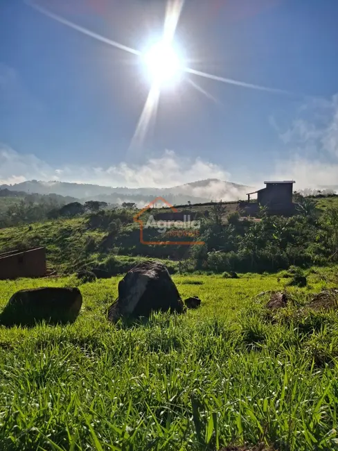 Foto 5 de Chácara à venda, 1000m2 em Espirito Santo Do Pinhal - SP