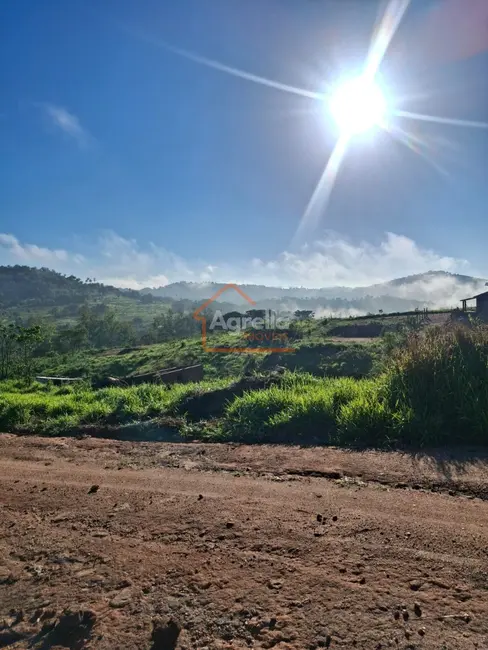 Foto 8 de Chácara à venda, 1000m2 em Espirito Santo Do Pinhal - SP