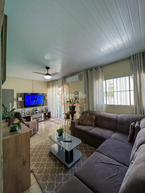 Foto 4 de Casa com 3 quartos à venda, 131m2 em Vila Bianchi, Mogi Mirim - SP