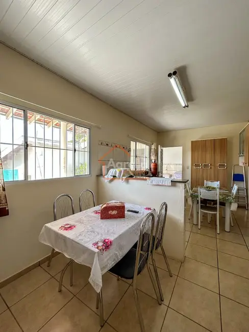 Foto 9 de Casa com 3 quartos à venda, 131m2 em Vila Bianchi, Mogi Mirim - SP