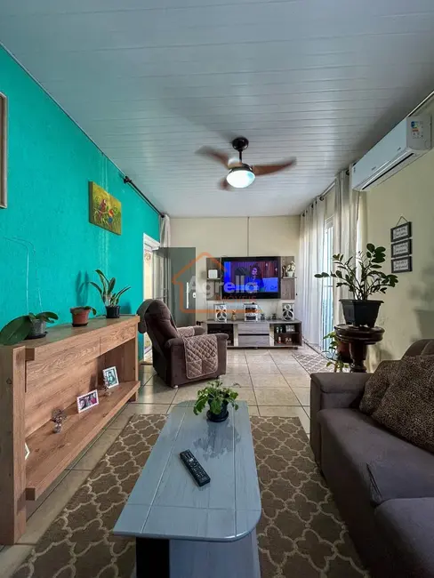 Foto 1 de Casa com 3 quartos à venda, 131m2 em Vila Bianchi, Mogi Mirim - SP