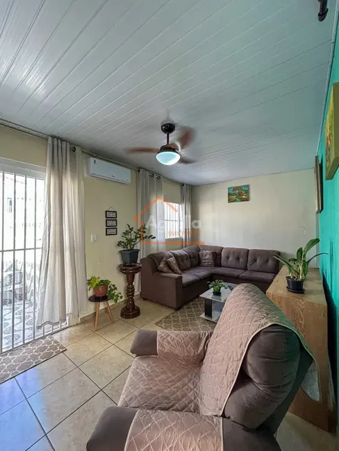 Foto 5 de Casa com 3 quartos à venda, 131m2 em Vila Bianchi, Mogi Mirim - SP