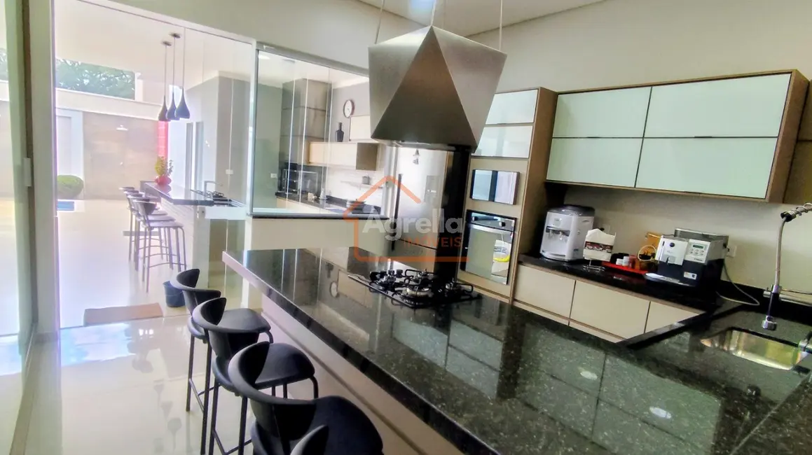 Foto 8 de Casa de Condomínio com 3 quartos à venda, 350m2 em Mogi Mirim - SP