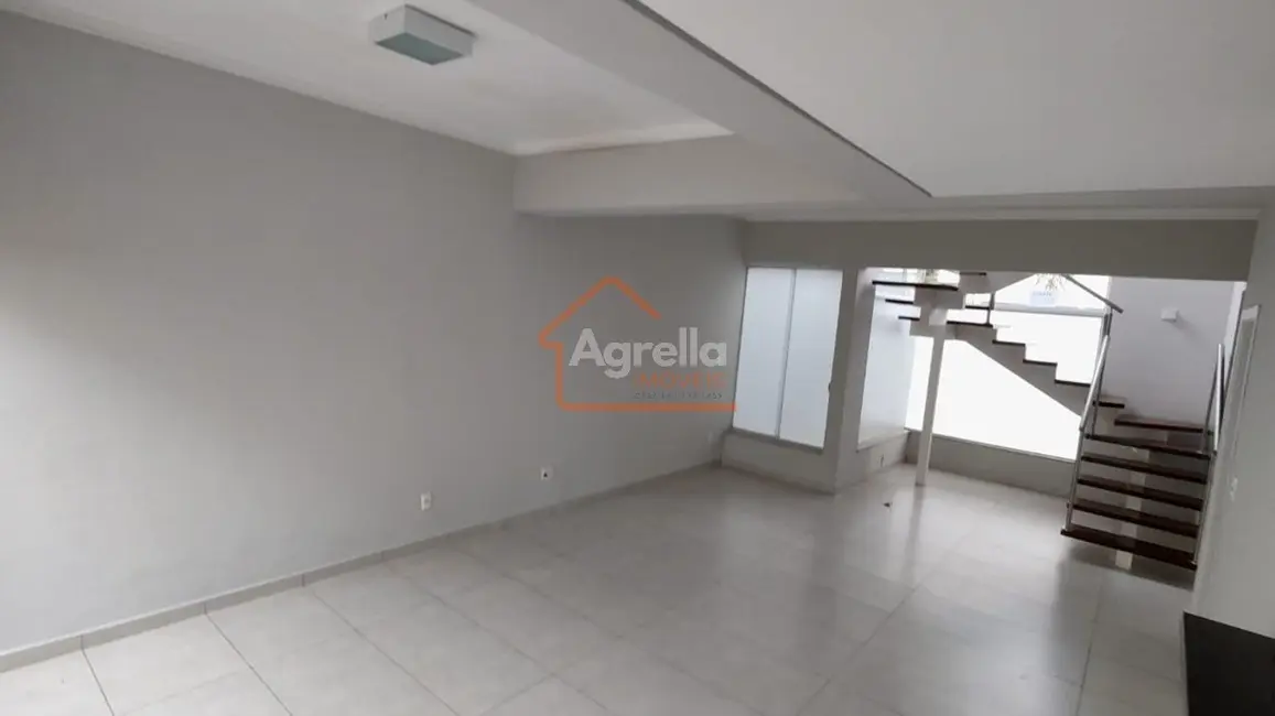 Foto 2 de Casa de Condomínio com 3 quartos à venda, 150m2 em Mogi Guacu - SP