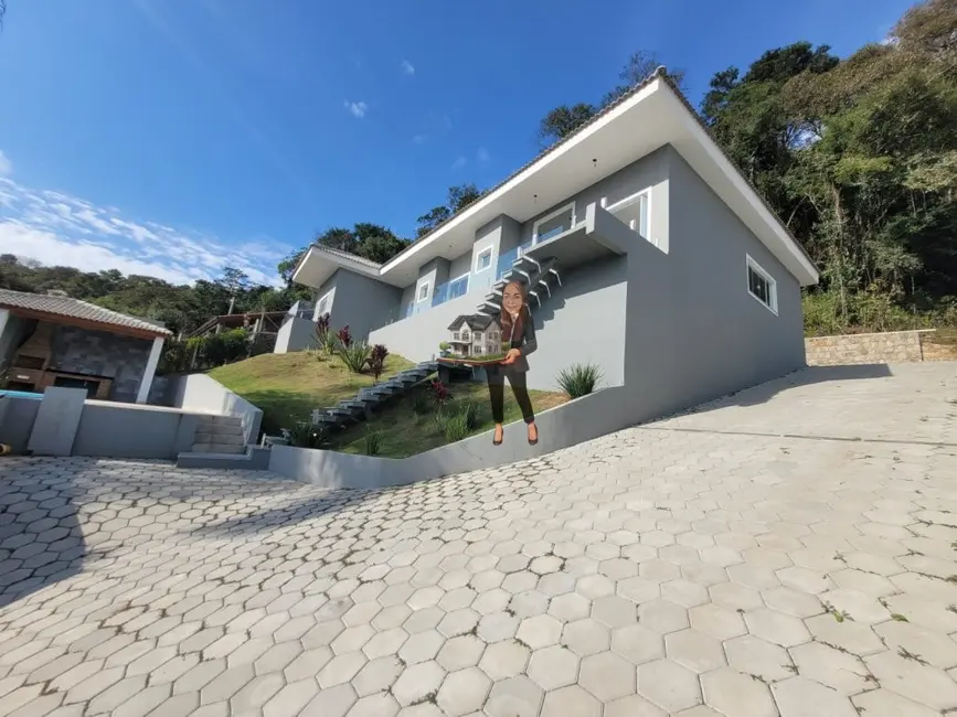 Casa com 3 quartos à venda, 270m2 em Alpes de Caieiras, Caieiras - SP - imagem 4 Foto 4 de Casa com 3 quartos à venda, 270m2 em Alpes de Caieiras, Caieiras - SP