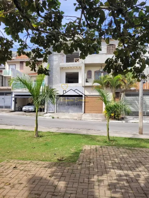 Foto 1 de Sobrado com 3 quartos à venda, 239m2 em Laranjeiras, Caieiras - SP