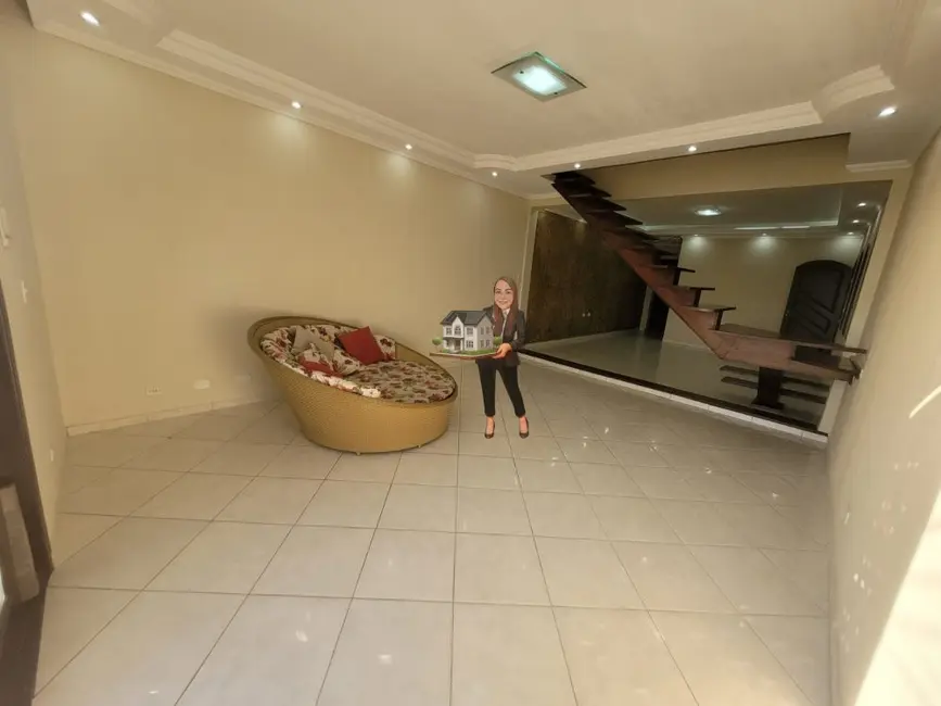 Foto 4 de Sobrado com 4 quartos à venda, 300m2 em Caieiras - SP