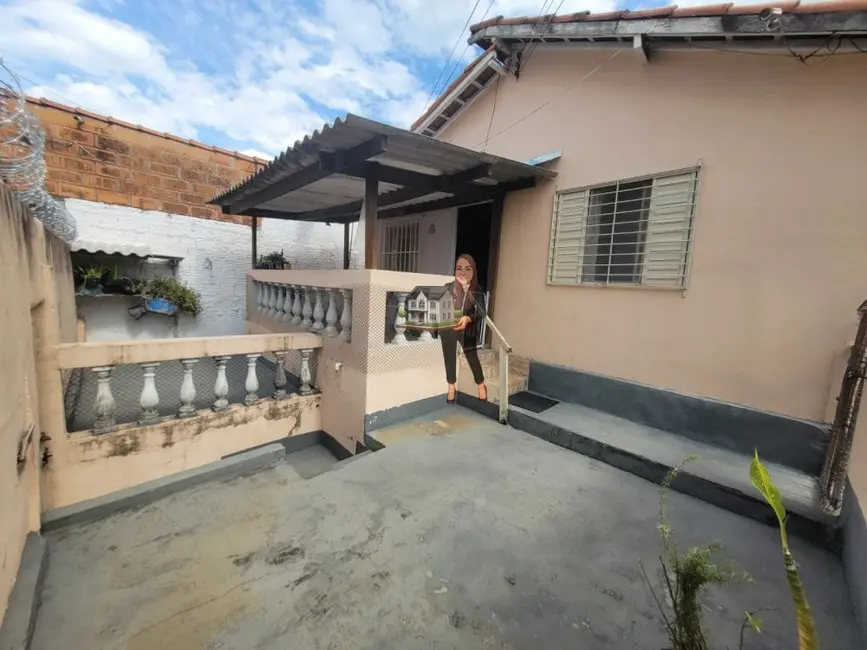 Casa com 4 quartos à venda, 386m2 em Centro, Francisco Morato - SP - imagem 4 Foto 4 de Casa com 4 quartos à venda, 386m2 em Centro, Francisco Morato - SP