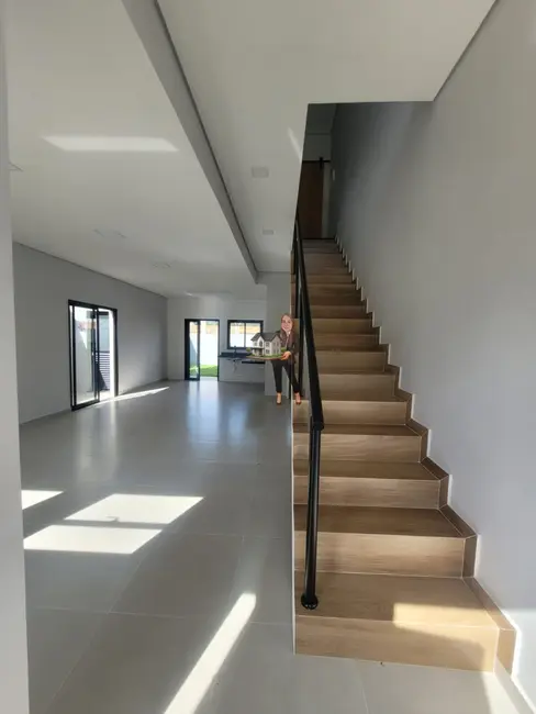 Foto 7 de Sobrado com 3 quartos à venda, 175m2 em Caieiras - SP