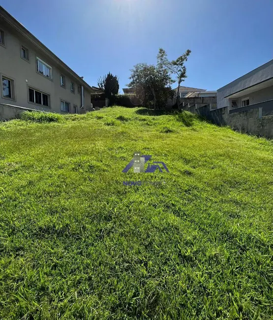 Foto 1 de Terreno / Lote à venda, 722m2 em Santana De Parnaiba - SP