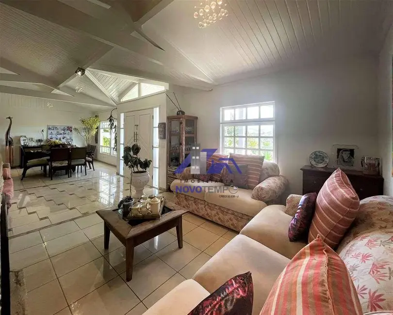 Foto 4 de Casa de Condomínio com 4 quartos à venda, 1265m2 em Parque Dom Henrique, Cotia - SP