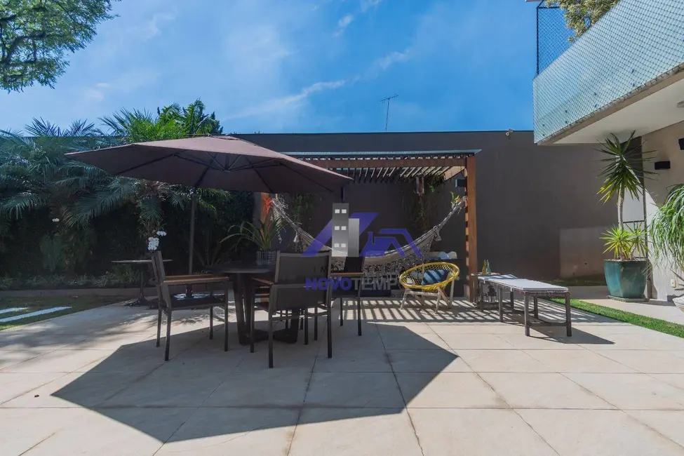 Foto 1 de Casa com 5 quartos à venda, 606m2 em Pacaembu, São Paulo - SP