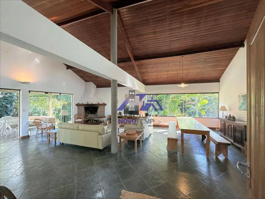 Casa de Condomínio com 3 quartos à venda, 10490m2 em Chácara dos Junqueiras, Carapicuiba - SP - imagem 8 Foto 8 de Casa de Condomínio com 3 quartos à venda, 10490m2 em Chácara dos Junqueiras, Carapicuiba - SP