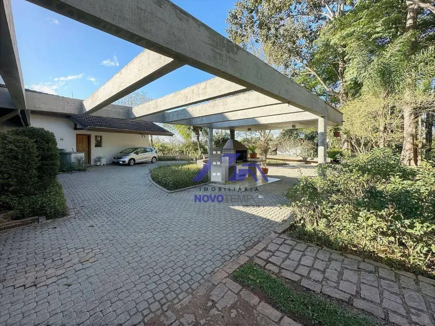 Casa de Condomínio com 3 quartos à venda, 10490m2 em Chácara dos Junqueiras, Carapicuiba - SP - imagem 6 Foto 6 de Casa de Condomínio com 3 quartos à venda, 10490m2 em Chácara dos Junqueiras, Carapicuiba - SP