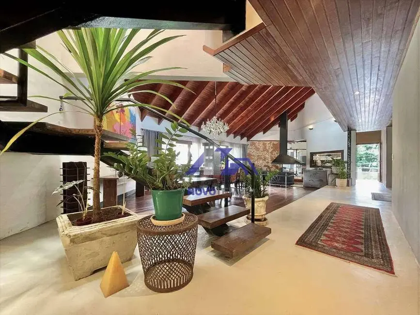 Casa de Condomínio com 5 quartos à venda e para alugar, 1500m2 em Nova Fazendinha, Carapicuiba - SP - imagem 7 Foto 7 de Casa de Condomínio com 5 quartos à venda e para alugar, 1500m2 em Nova Fazendinha, Carapicuiba - SP