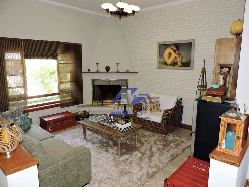 Casa de Condomínio com 4 quartos à venda, 1000m2 em Altos de São Fernando, Jandira - SP - imagem 7 Foto 7 de Casa de Condomínio com 4 quartos à venda, 1000m2 em Altos de São Fernando, Jandira - SP