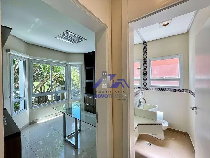 Foto 8 de Casa de Condomínio com 4 quartos à venda, 700m2 em Embu Das Artes - SP