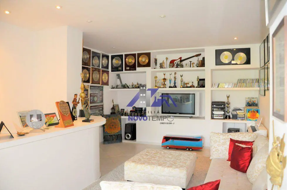 Foto 8 de Casa com 6 quartos à venda, 1600m2 em Vila de São Fernando, Cotia - SP