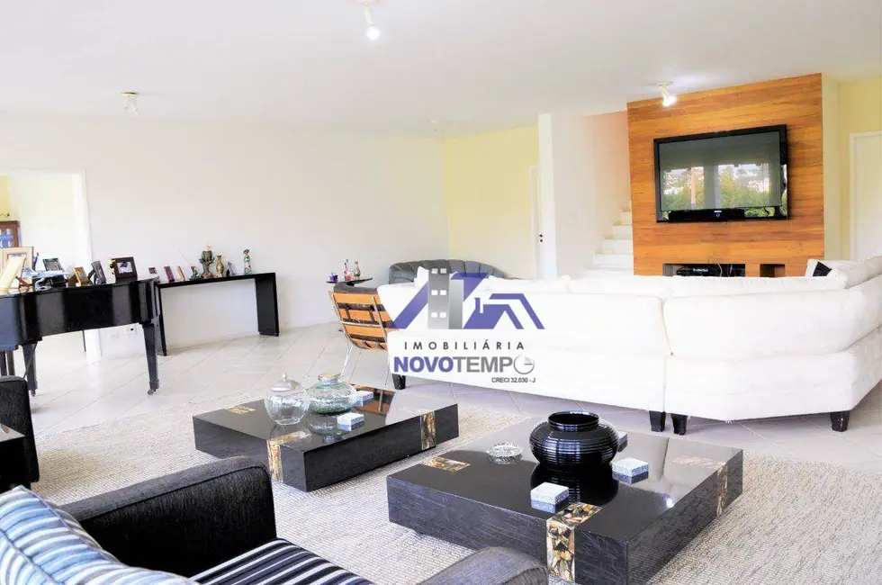 Foto 4 de Casa com 6 quartos à venda, 1600m2 em Vila de São Fernando, Cotia - SP