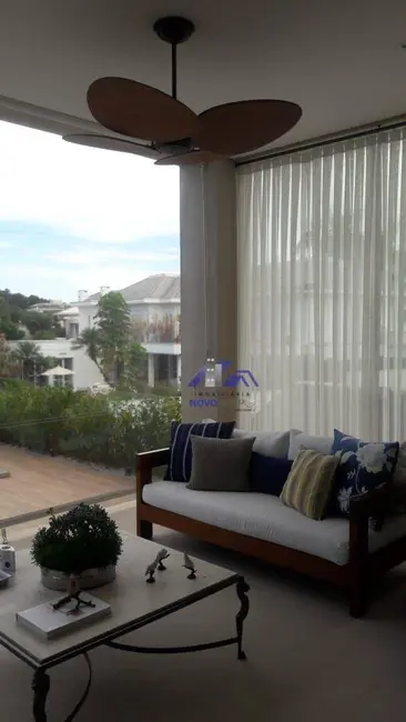 Foto 5 de Casa de Condomínio com 3 quartos à venda, 424m2 em Santana De Parnaiba - SP