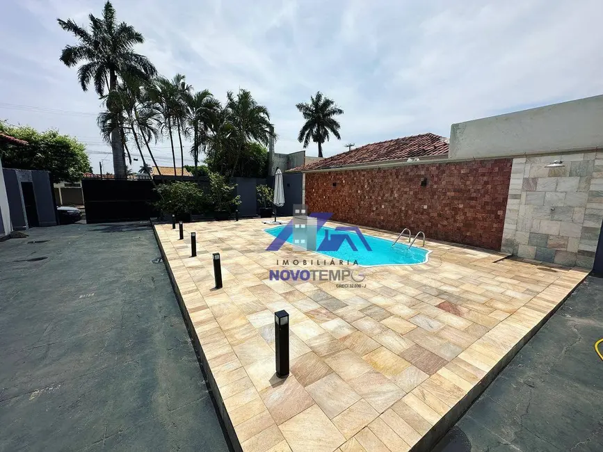 Foto 2 de Casa com 2 quartos à venda, 450m2 em Guararapes - SP