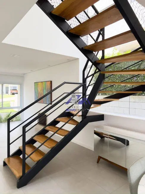 Foto 6 de Casa de Condomínio com 3 quartos à venda, 300m2 em Cotia - SP