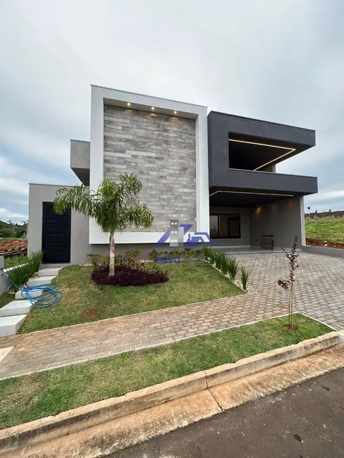 Casa de Condomínio com 3 quartos à venda, 276m2 em Residencial Maria Júlia, Sao Jose Do Rio Preto - SP - imagem 3 Foto 3 de Casa de Condomínio com 3 quartos à venda, 276m2 em Residencial Maria Júlia, Sao Jose Do Rio Preto - SP