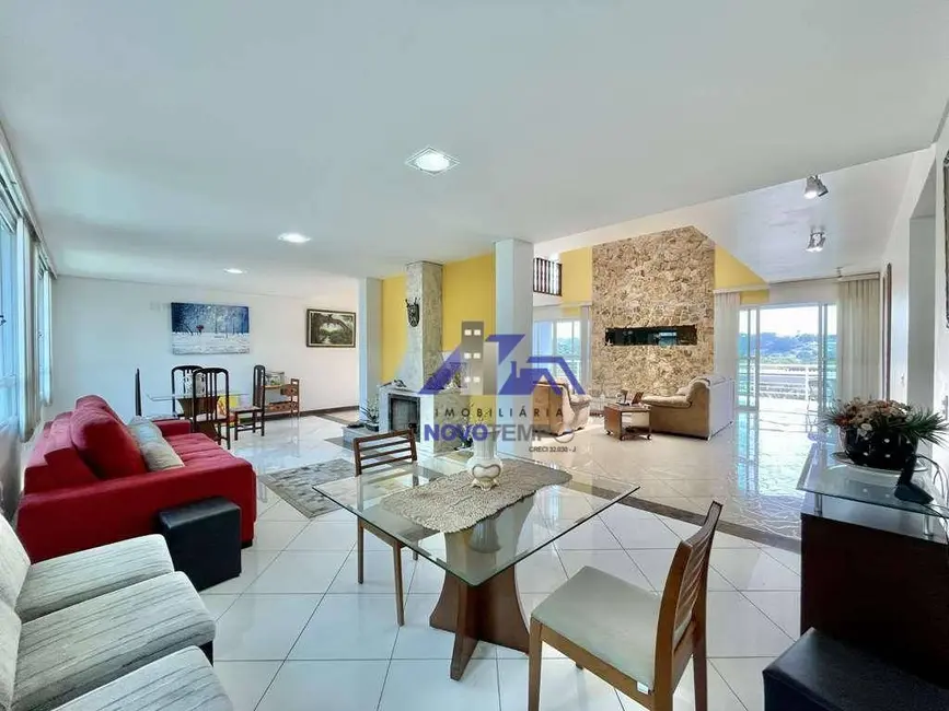 Sobrado com 6 quartos à venda e para alugar, 1043m2 em Golf Park, Carapicuiba - SP - imagem 8 Foto 8 de Sobrado com 6 quartos à venda e para alugar, 1043m2 em Golf Park, Carapicuiba - SP