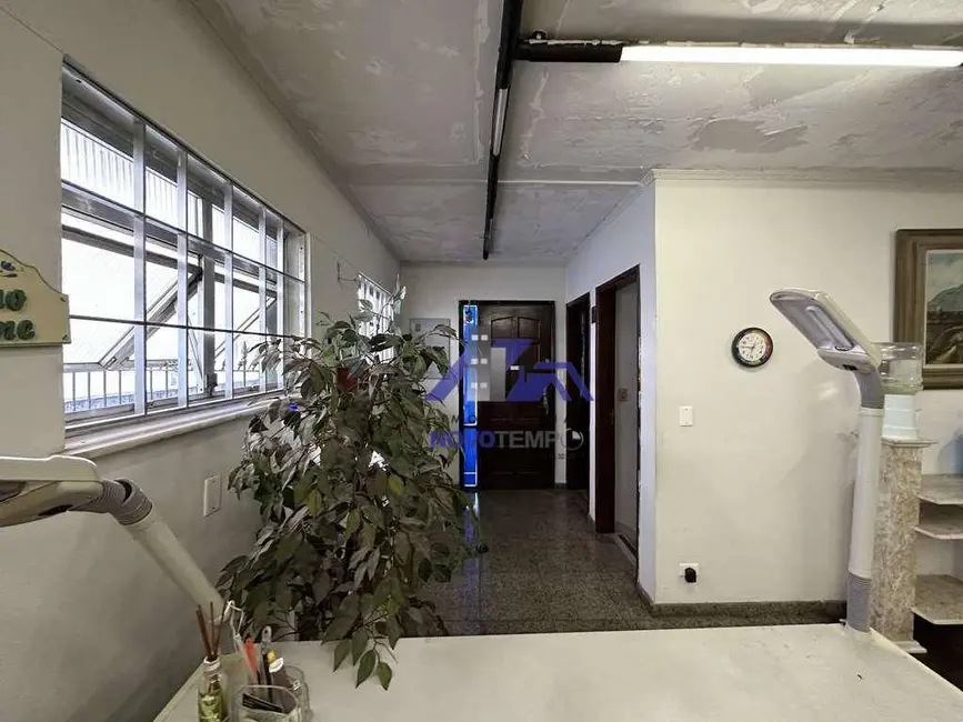 Sobrado com 4 quartos à venda, 262m2 em Sumaré, São Paulo - SP - imagem 5 Foto 5 de Sobrado com 4 quartos à venda, 262m2 em Sumaré, São Paulo - SP